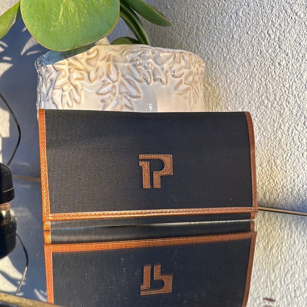 Pola Elegant Black and‎ Brown Wallet